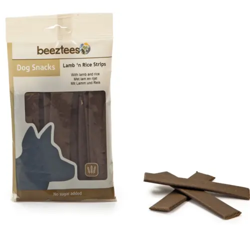 Recompensa pentru caini Beeztees Snack Strips miel cu orez 150g