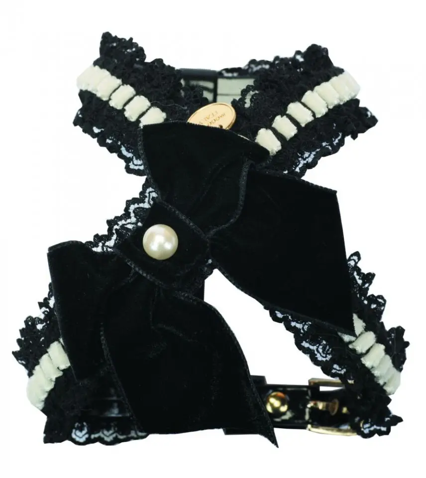 Ham ajustabil, negru, decorat cu dantela si funda din catifea, circumferinta piept 31-35 cm x circumferinta gat 26 cm