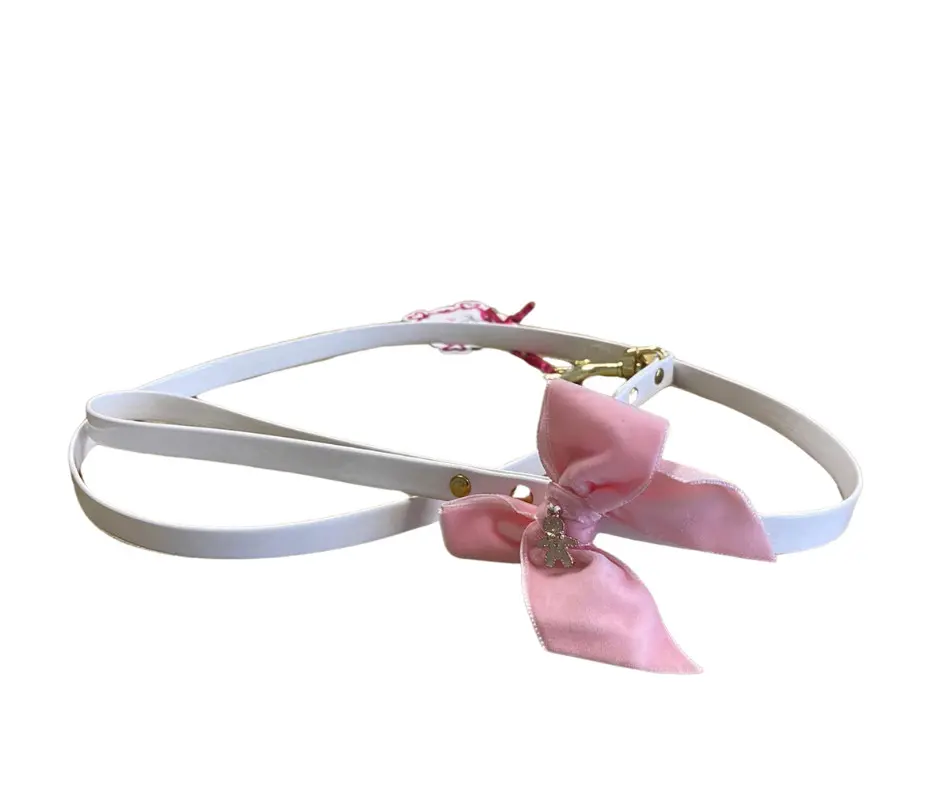 Lesa textila, roz, infrumusetata cu perle si funda de catifea, lungime 1.2 m