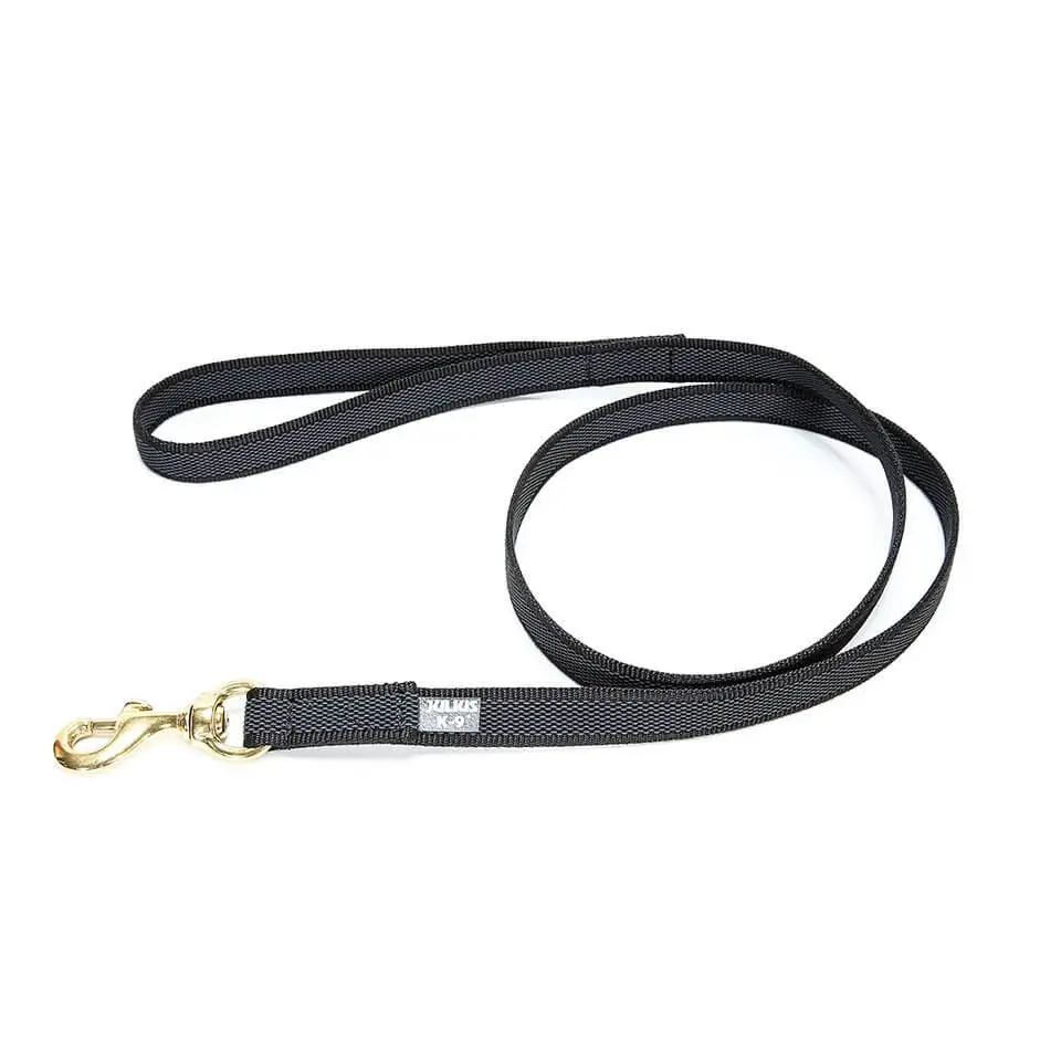 Lesa antiderapanta cu maner, neagra, utilizare indelungata, lungime 1.2 m, pentru caini cu greutate de pana la 20 kg