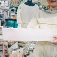 Hranitor pentru albine