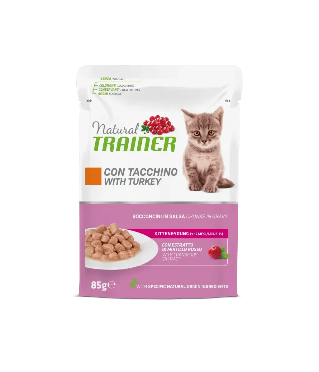 Natural Trainer, Kitten & Young cu Bucati de Curcan in Sos, 85 g