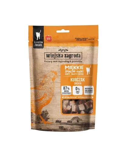 WIEJSKA ZAGRODA Bucatele moi si gustoase cu pui recompense pentru pisici 100 g