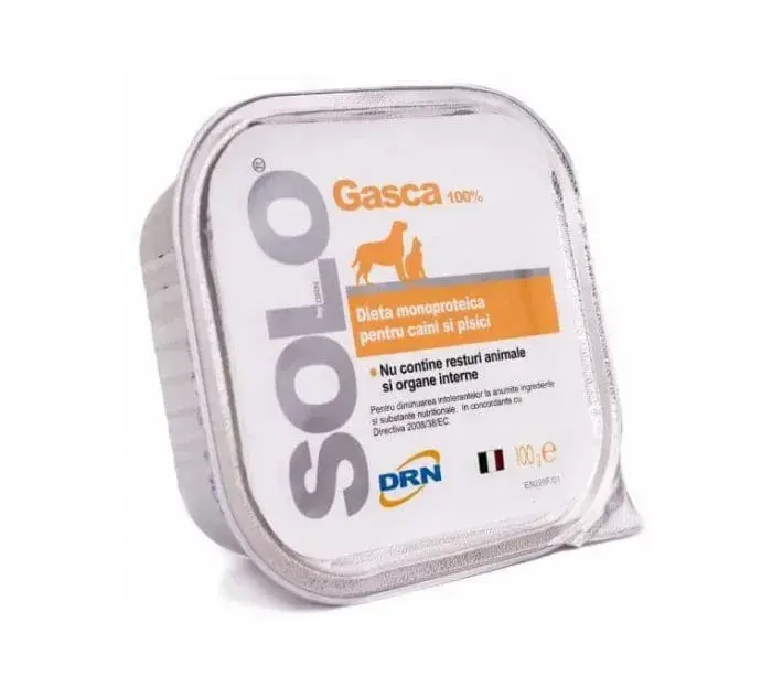 Hrana dietetica monoproteica pentru caini  pisici Solo cu gasca 100 gr