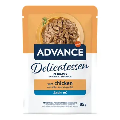 Hrana umeda pentru pisici Advance Delicatessen cu pui 85 gr