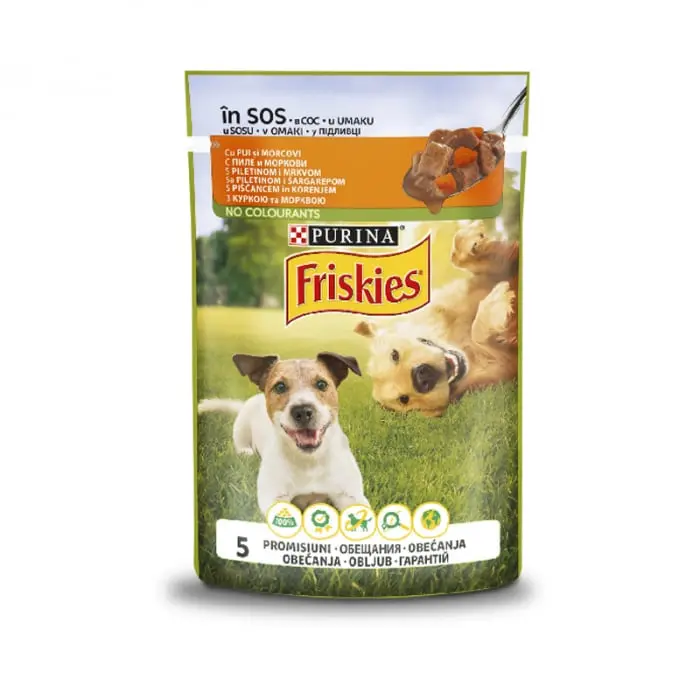 Set 26 buc x 85 gr Hrana umeda pentru caini Friskies adult cu pui morcov