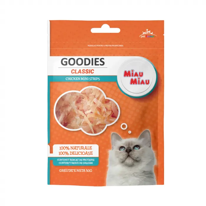 Recompense pentru pisici Goodies Classic Mini Strips cu pui 50 gr